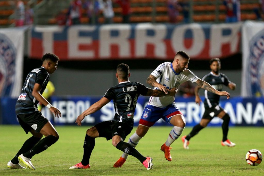 Bahia-x-Cerro