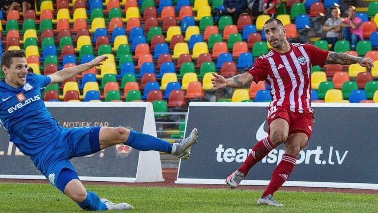  Marquinhos Pedroso comemora classificação do Liepāja às semifinais da Copa da Letônia