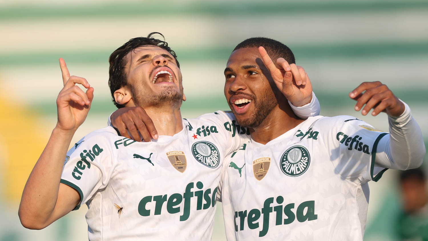  Palmeiras e Atlético Mineiro duelam rumo a final