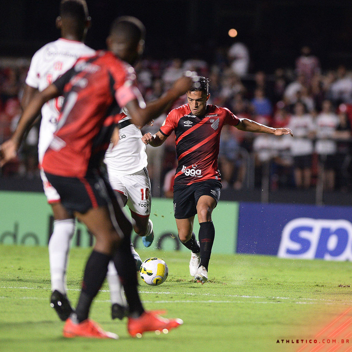  Athletico-PR recebe o The Strongest pela Libertadores após derrota na estreia do Brasileirão