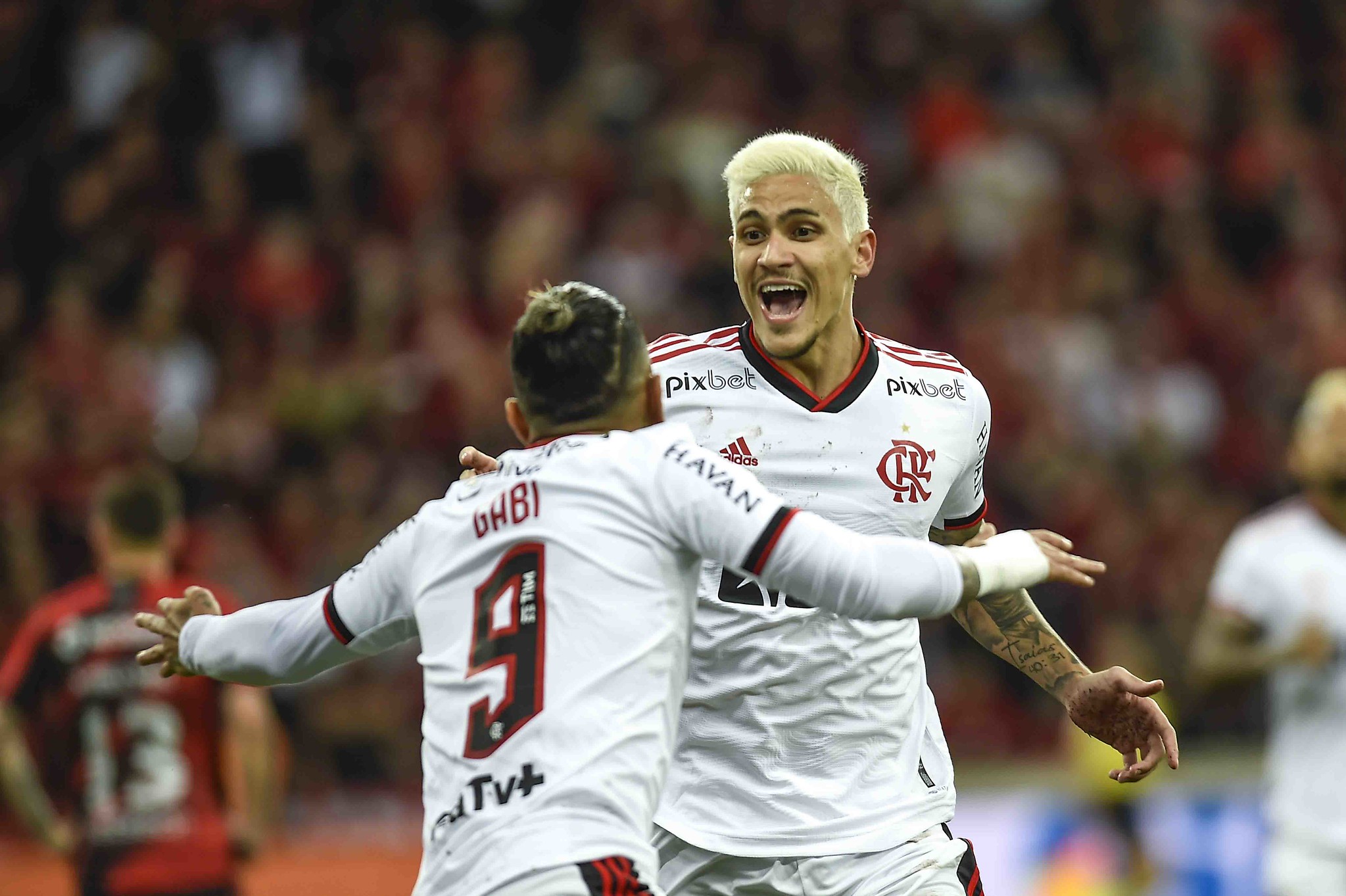  Coletivo é a arma do Flamengo para a semifinal
