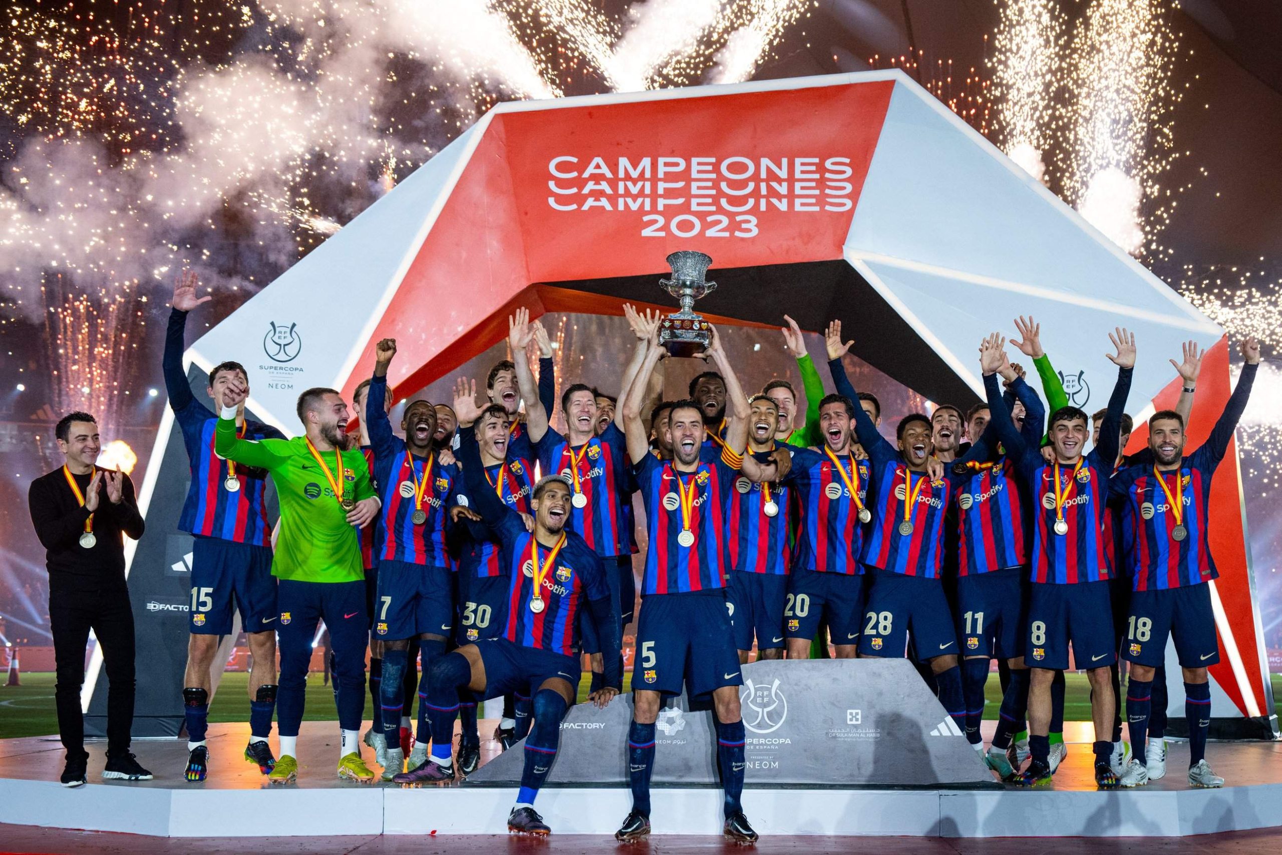  Barcelona conquista Supercopa da Espanha