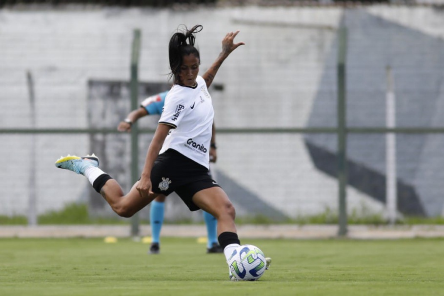  Corinthians e Palmeiras se destacam na abertura do Brasileiro Feminino