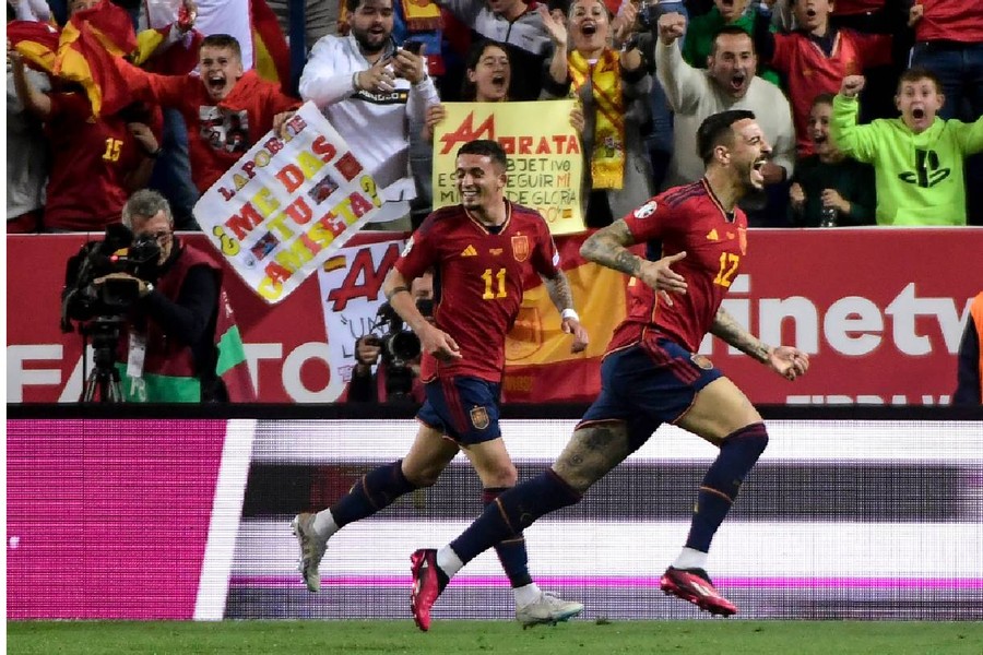  Espanha estreia com goleada sobre a Noruega