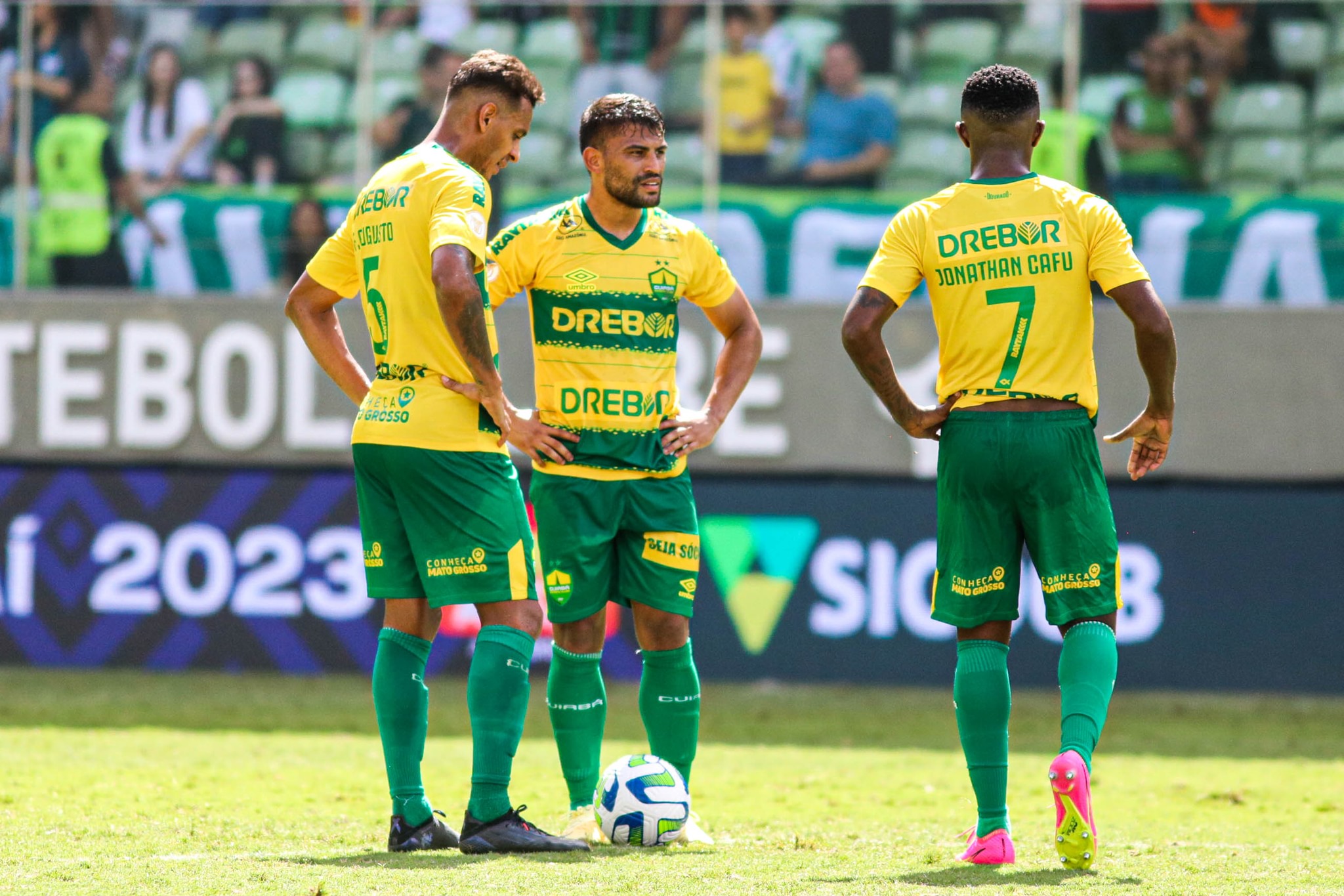  Cuiabá e Atlético se enfrentam pela quinta rodada do Campeonato Brasileiro