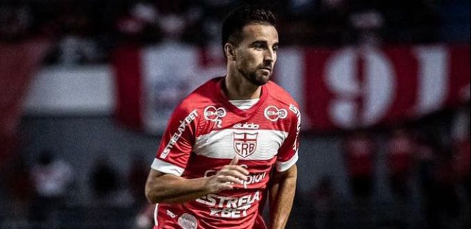  Rafael Longuine comemora gol e primeira vitória do CRB na Série B: “Vitória muito importante para nós”