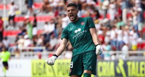 Arthur Augusto comemora 50 jogos em Portugal
