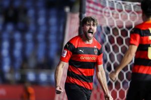 Zeca quebra de recorde pessoal e briga por título na K-League