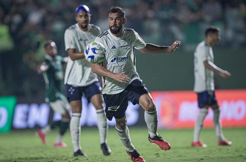  Cruzeiro e Athletico Paranaense duelam pela 36° rodada do Brasileirão