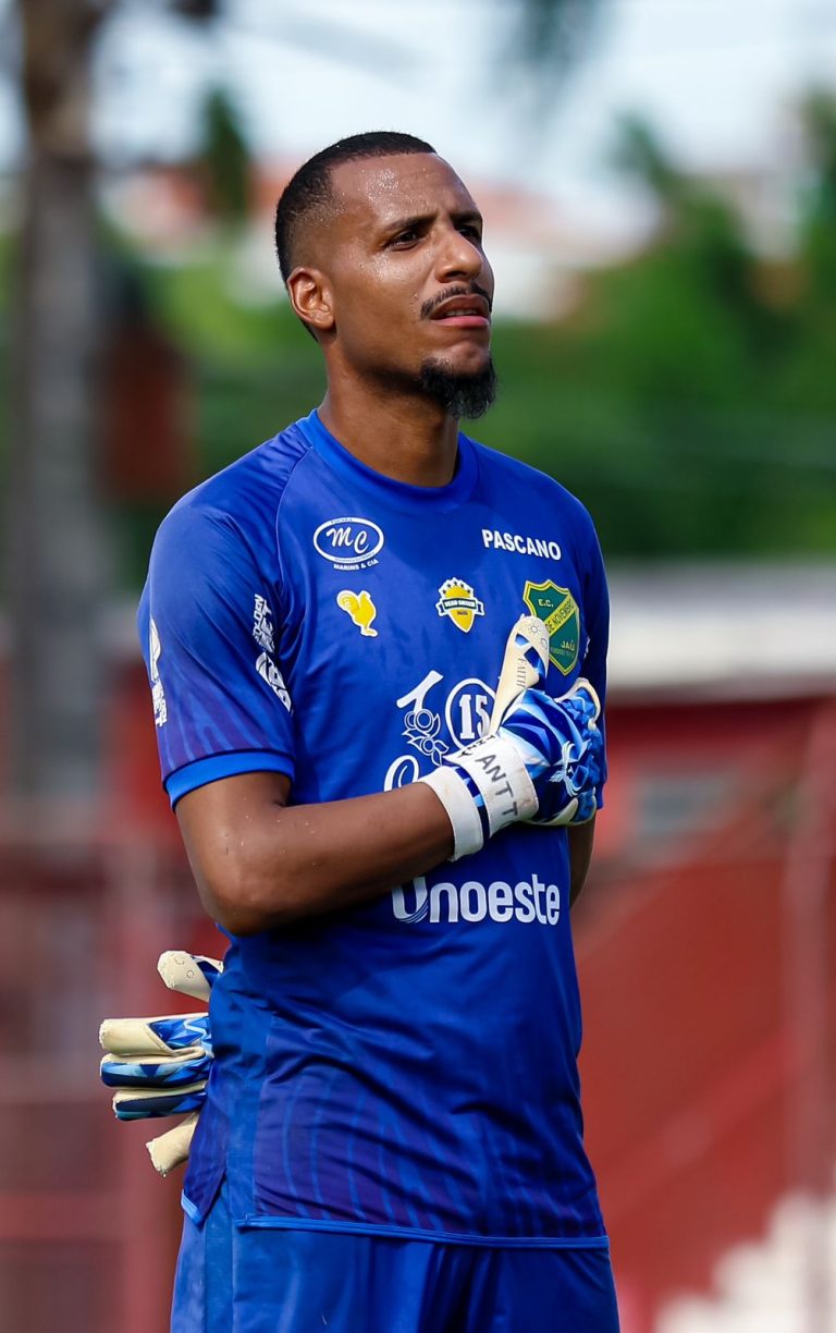 Ramon, goleiro do XV de Jaú.
