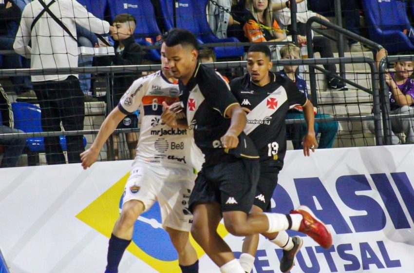  Passo Fundo perde os 100% no Brasileiro de Futsal