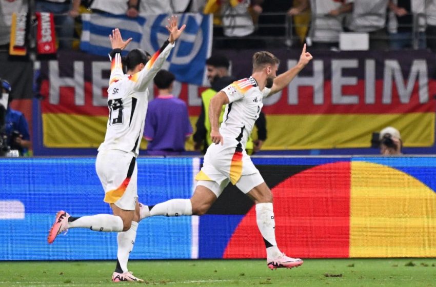  Com gol nos acréscimos, Alemanha avança em primeiro