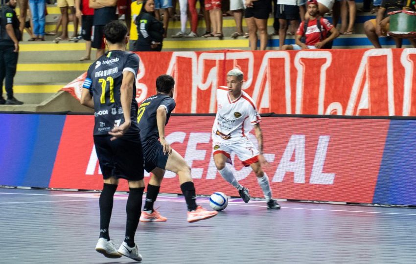  CRB e Apodi abrem oitavas do Brasileiro de Futsal com um empate