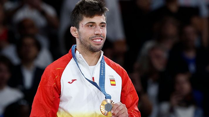  Fran Garrigós dá a primeira medalha para a Espanha