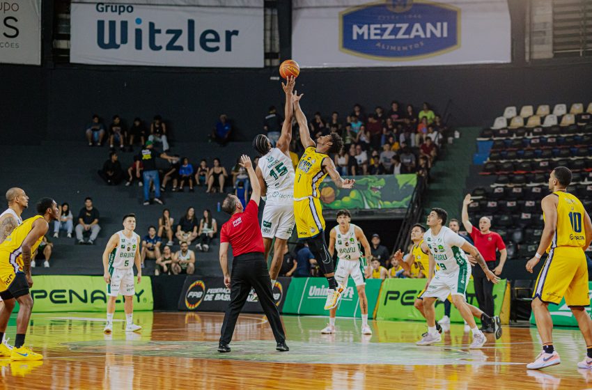  Bauru Basket supera desfalques e volta a vencer pelo Paulista