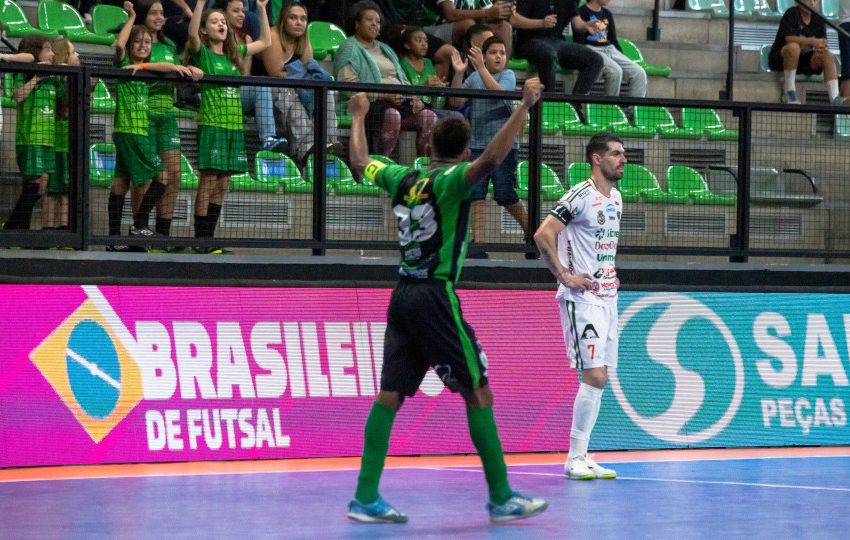  América (MG) e Chopinzinho empatam pelo Brasileiro de Futsal