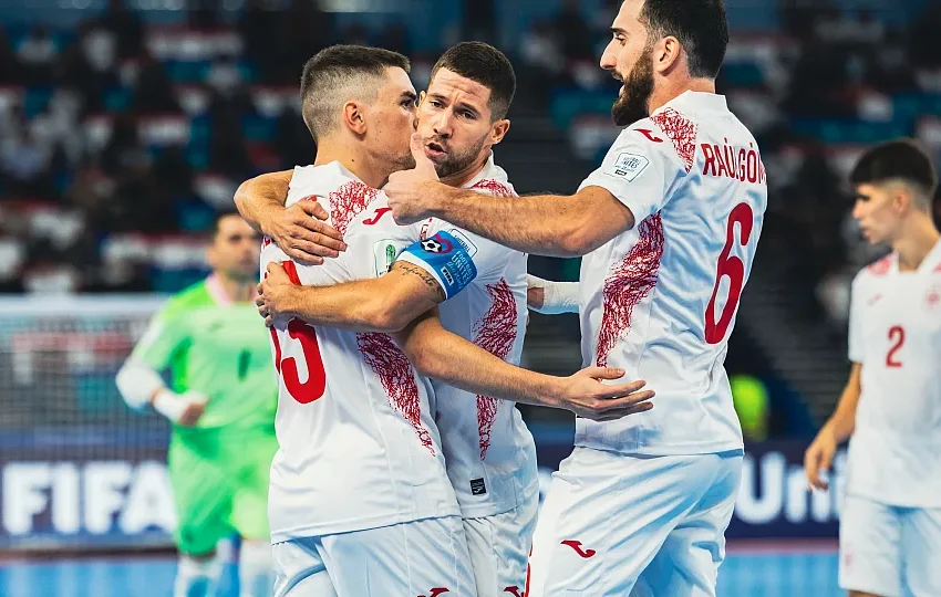  Espanha goleia e avança em primeiro na Copa do Mundo de Futsal