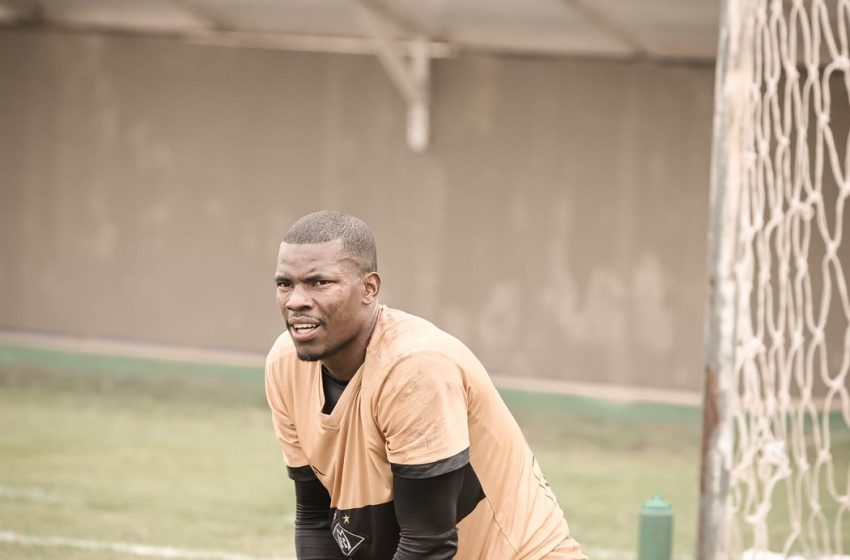 Rafael Puridade, goleiro do Mixto.