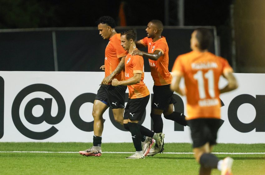  Cibao é o único a vencer nas semifinais da Copa do Caribe