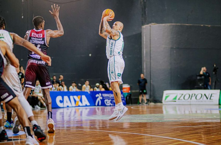  Bauru Basket recebe o São José no NBB