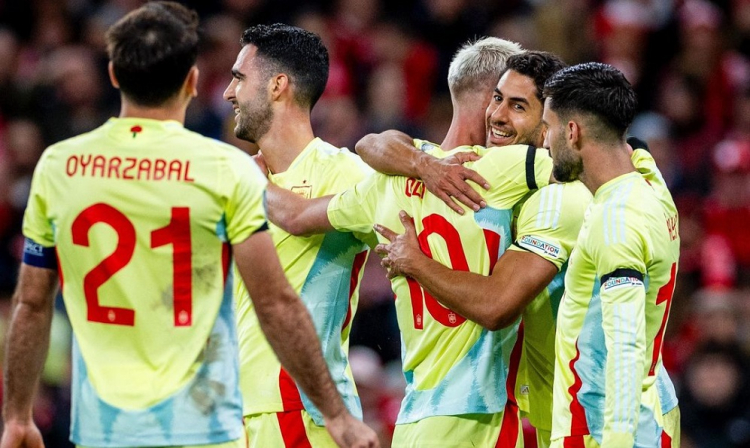  Espanha garante 1º lugar antecipado na Uefa Nations League