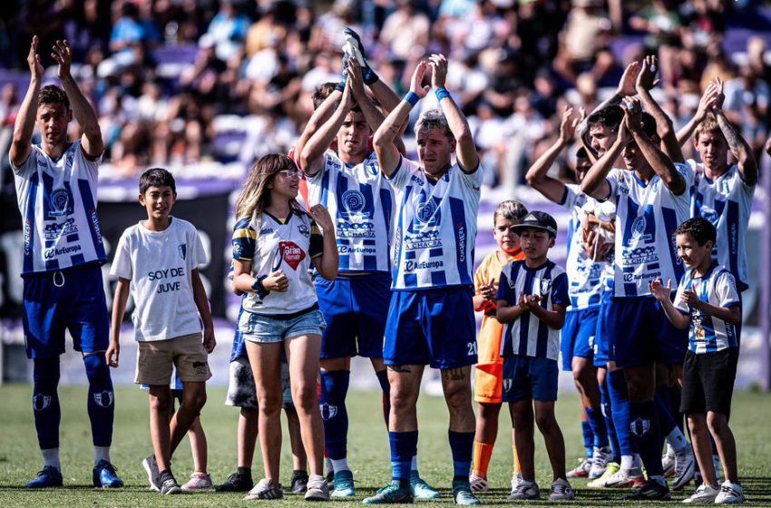  Juventud consegue última vaga na elite uruguaia