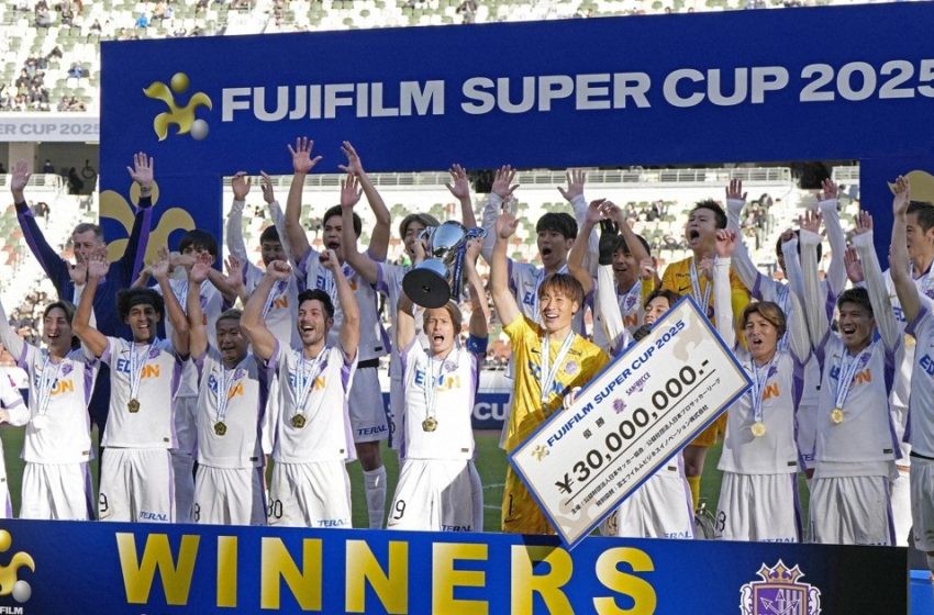  Sanfrecce Hiroshima conquista Supercopa do Japão