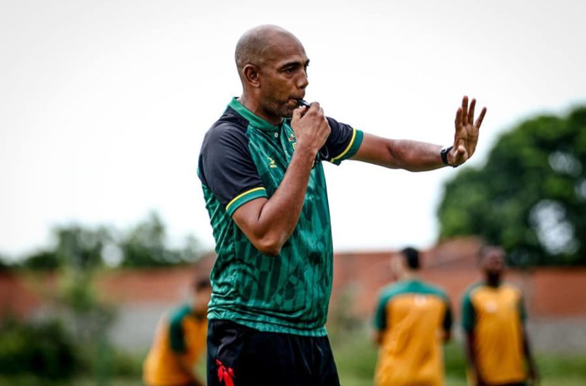  Arlindo Maracanã deixa o Sampaio Corrêa