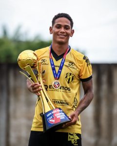 Rubinho anotou seis gols na campanha - Foto: Divulgação / Castanhal