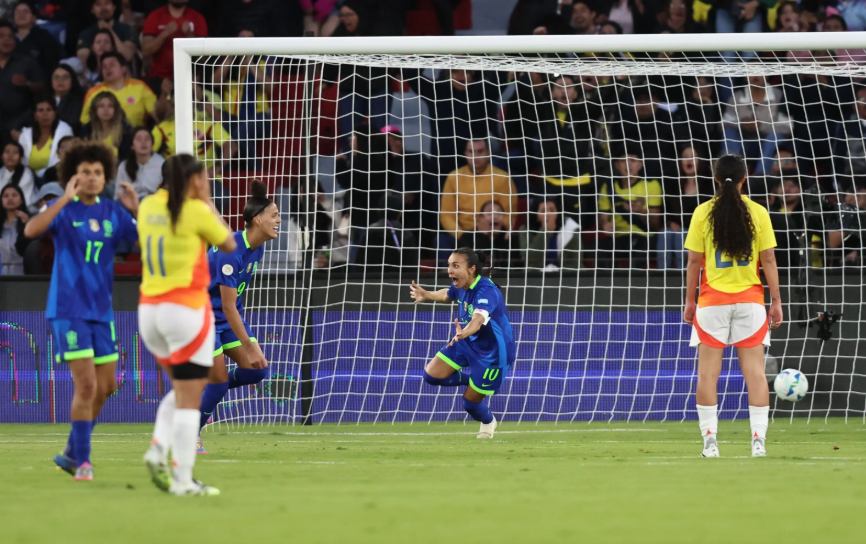 Marta decidiu em Brasil x Colômbia