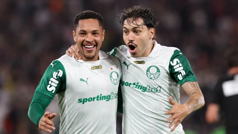 vitor-roque-mauricio-palmeiras-fluminense